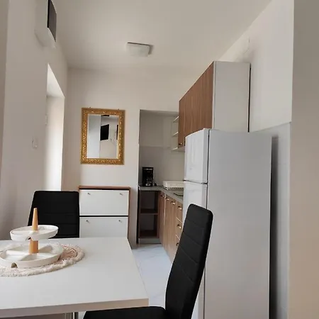 Klaric 公寓 Drivenik